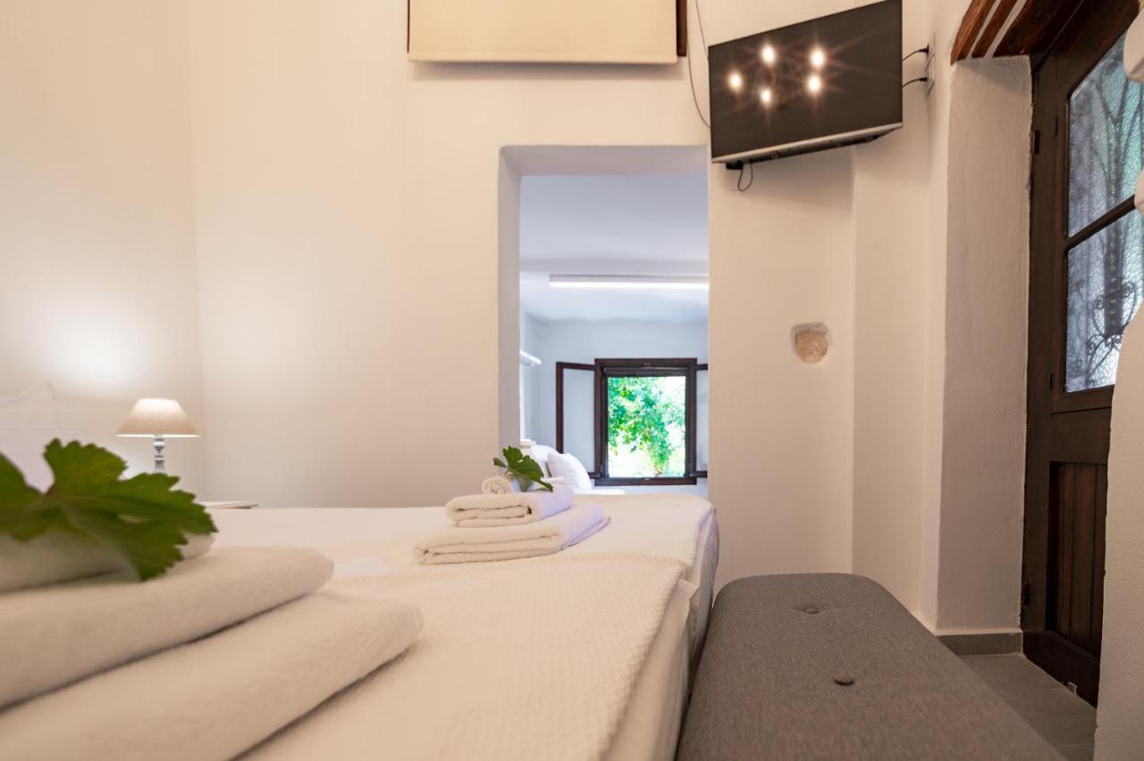 Marthas Delight Rooms Chrissi Akti Chania Exterior foto